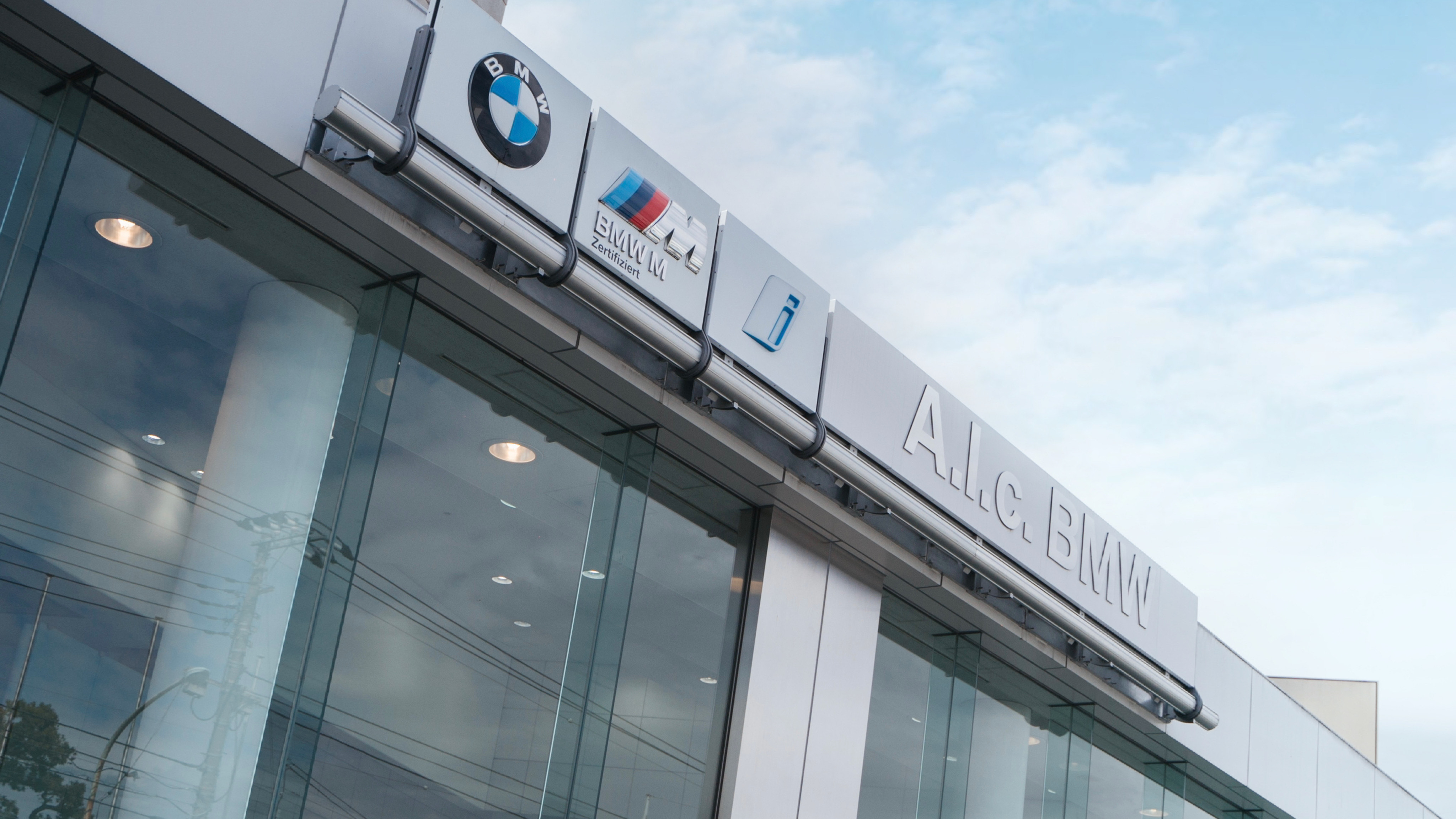 A.l.c. BMW 杉並 | BMW 正規ディーラー